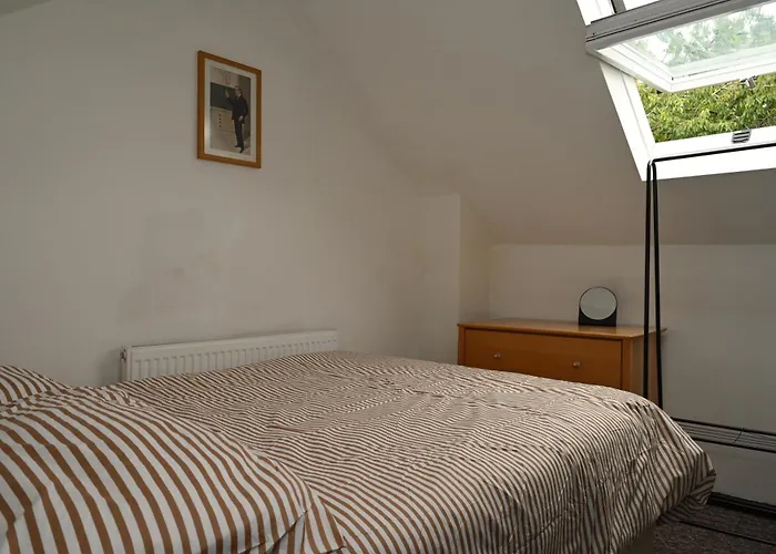 Cozy Luton